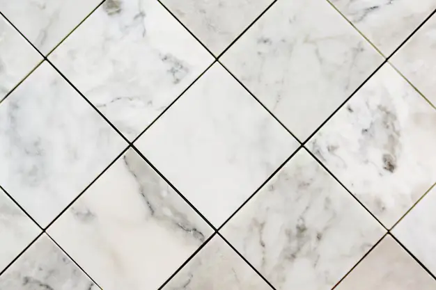 Porcelain tile bathroom floor — best choice for Texas