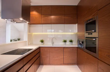 Complete kitchen cabinets