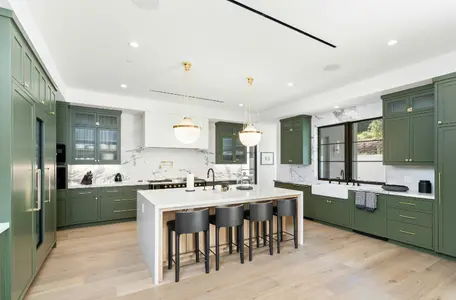 High end Kitchen Luxury Finish