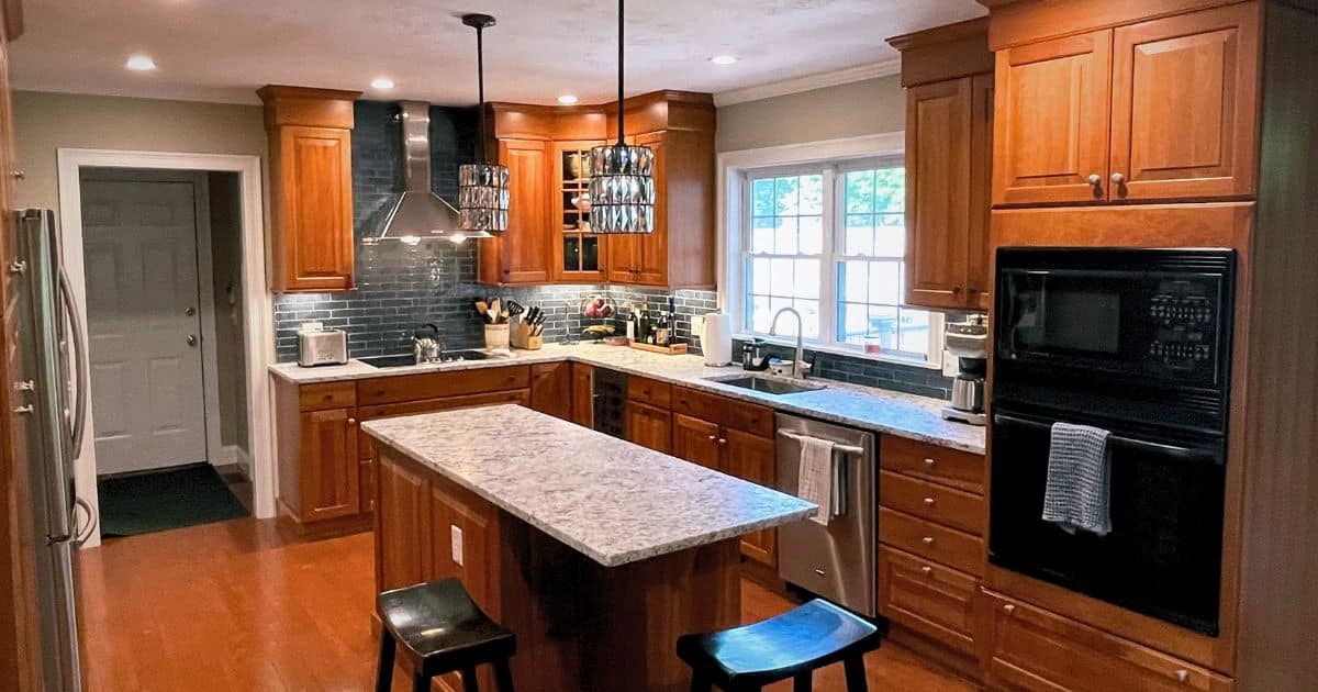 Ranch kitchen remodel ideas in The Woodlands