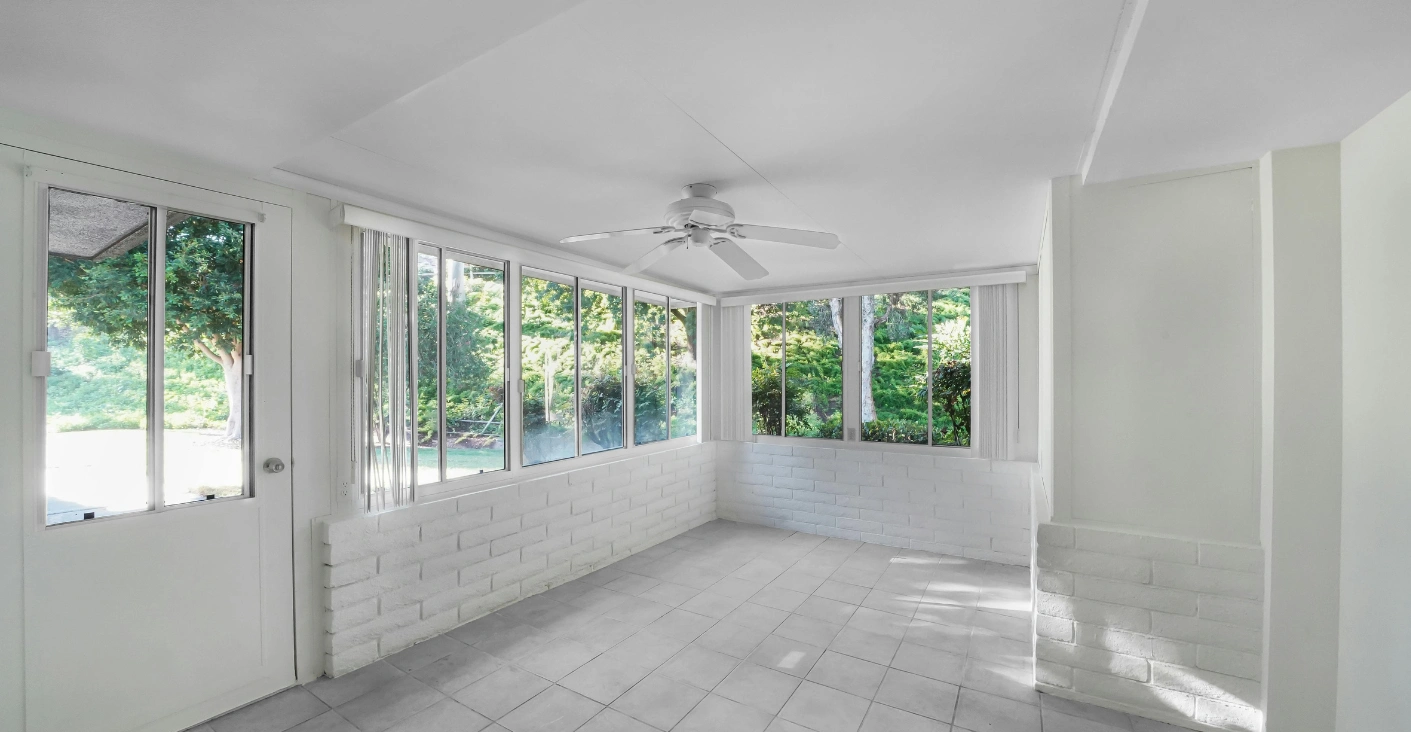 Sunroom addition in The Woodlands TX home