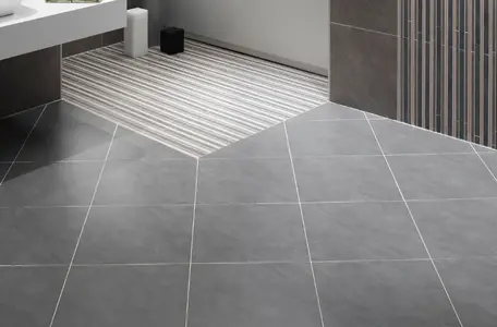 Modern Master Bathroom Tile Design