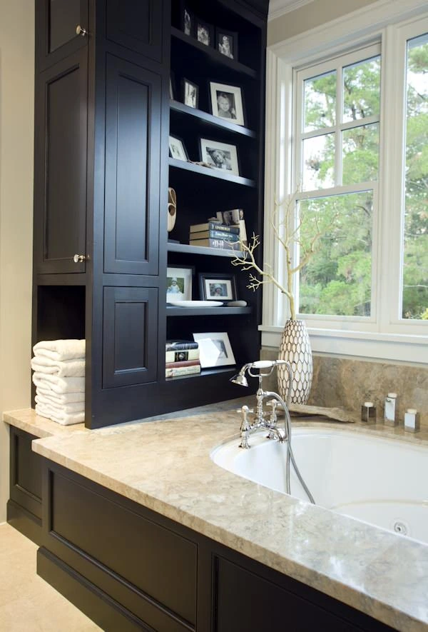 Linen Storage Cabinets in The Woodlands, Texas